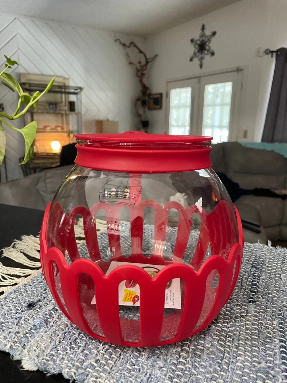 3 Qt Red Silicone-Trim Popcorn Maker with Handle